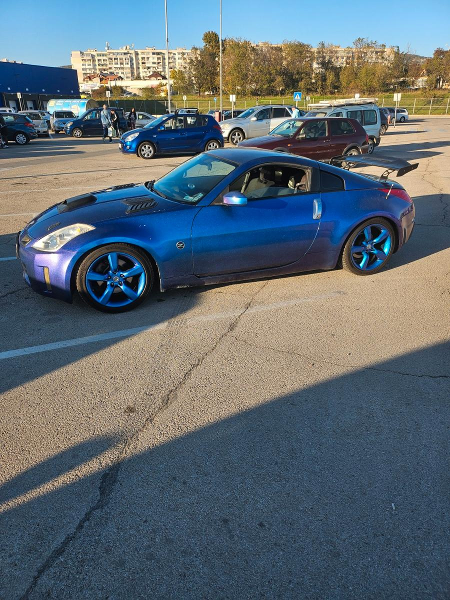 Nissan 350z - Photo 8